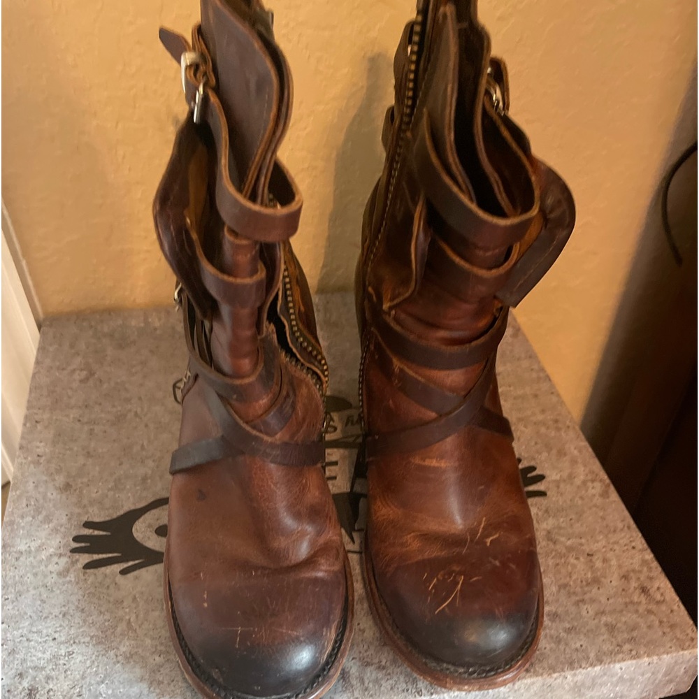 Freebird Stores boots